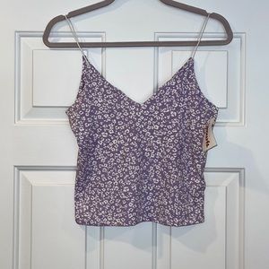 Gaze Womens Tanktop. Short waist. Size M/L. Color lilac with white pattern.